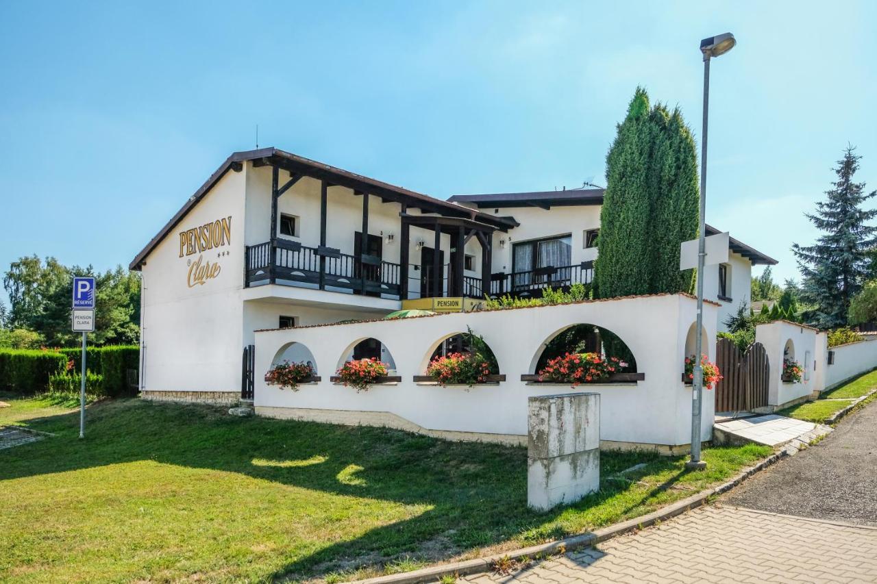 Pension Clara Karlovy Vary Esterno foto
